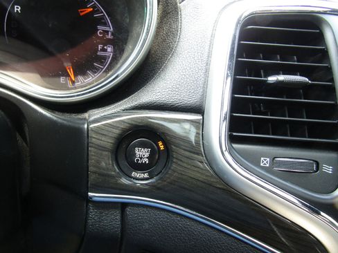 Used 2015 Jeep Grand Cherokee High Altitude image 26