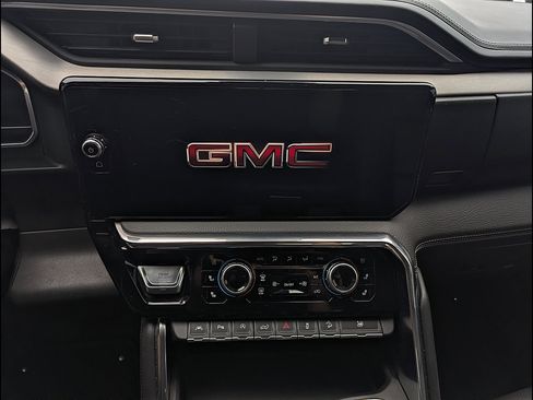 Used 2024 GMC Sierra 1500 Denali w/ Technology Package AWD/4WD image 26