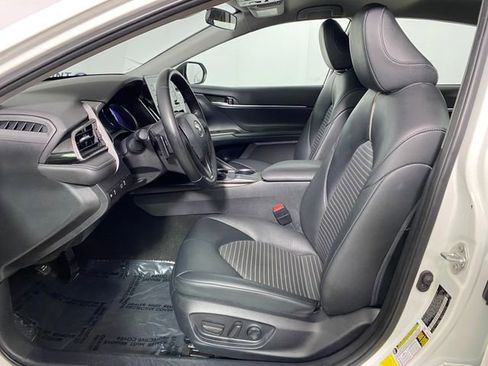 Used 2024 Toyota Camry SE FWD image 10