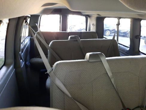 Used 2014 Chevrolet Express 2500 LS image 13