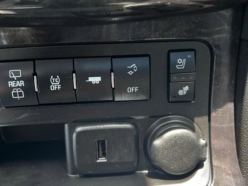 Used 2016 Buick Enclave Premium w/ Experience Buick Package AWD/4WD image 27