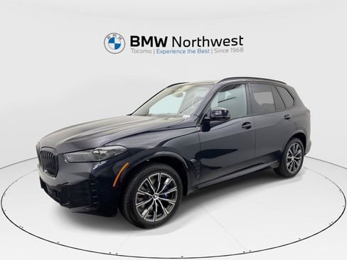 New 2026 BMW X5 xDrive40i w/ M Sport Package AWD/4WD image 1