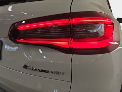 Used 2023 BMW X5 sDrive40i image 33