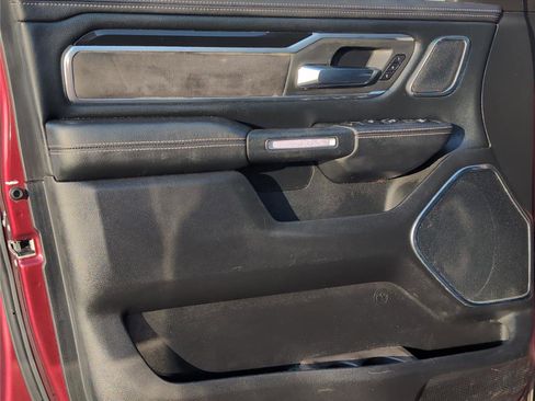 Used 2019 RAM 1500 Laramie image 13
