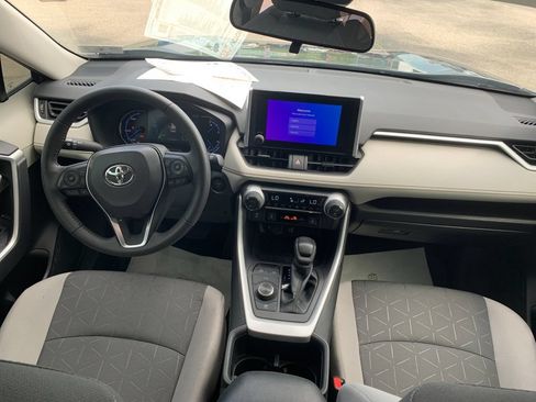 Used 2024 Toyota RAV4 XLE w/ Convenience Package AWD/4WD image 16