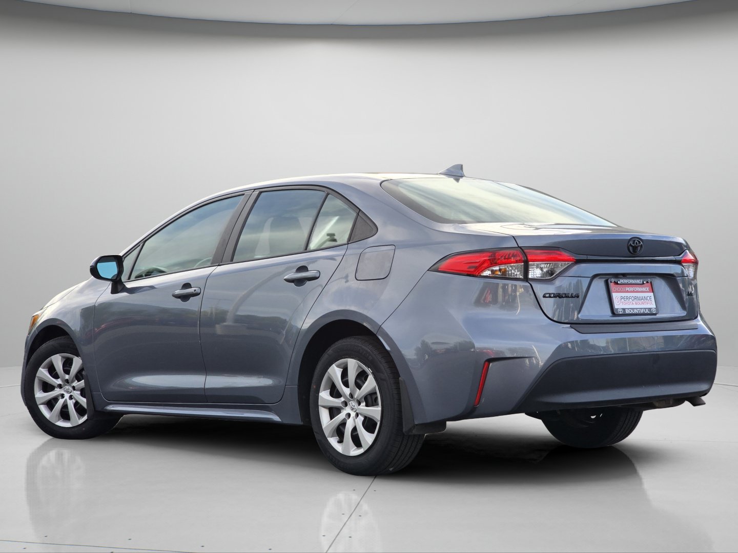 Used 2025 Toyota Corolla LE FWD image 20