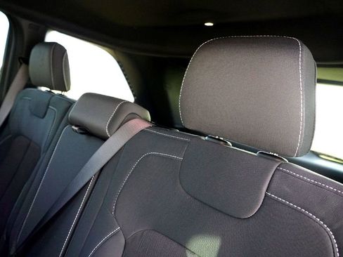 New 2025 Jeep Grand Cherokee Laredo image 30