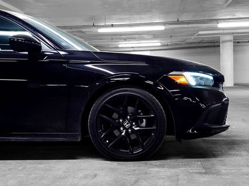 Used 2024 Honda Civic Sport image 17