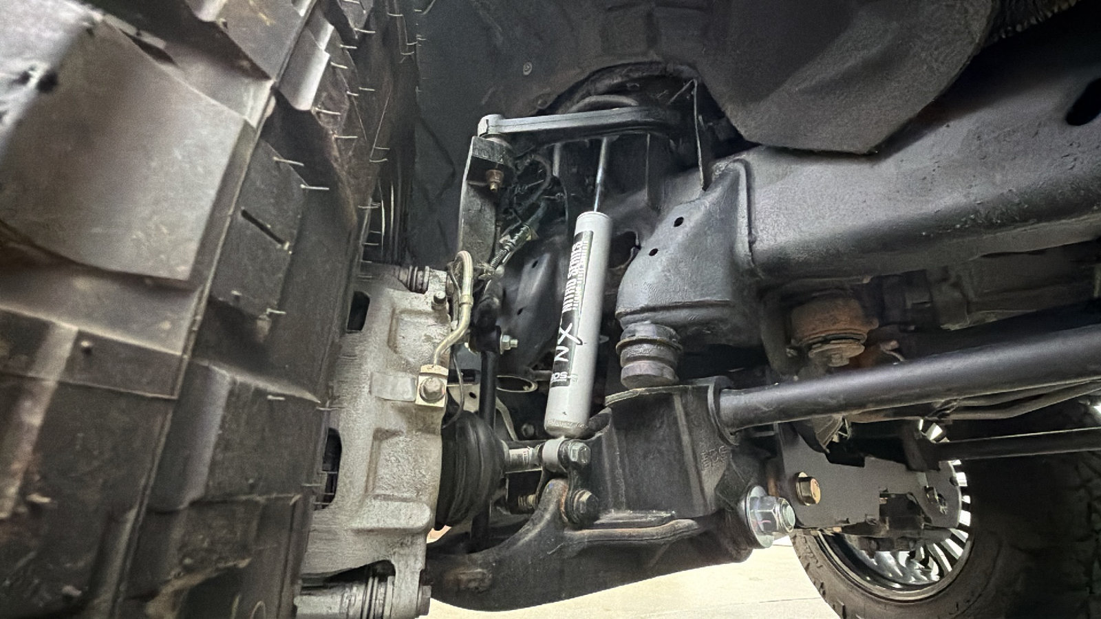 Used 2025 GMC Sierra 2500 AT4 w/ AT4 Premium Plus Package AWD/4WD image 16
