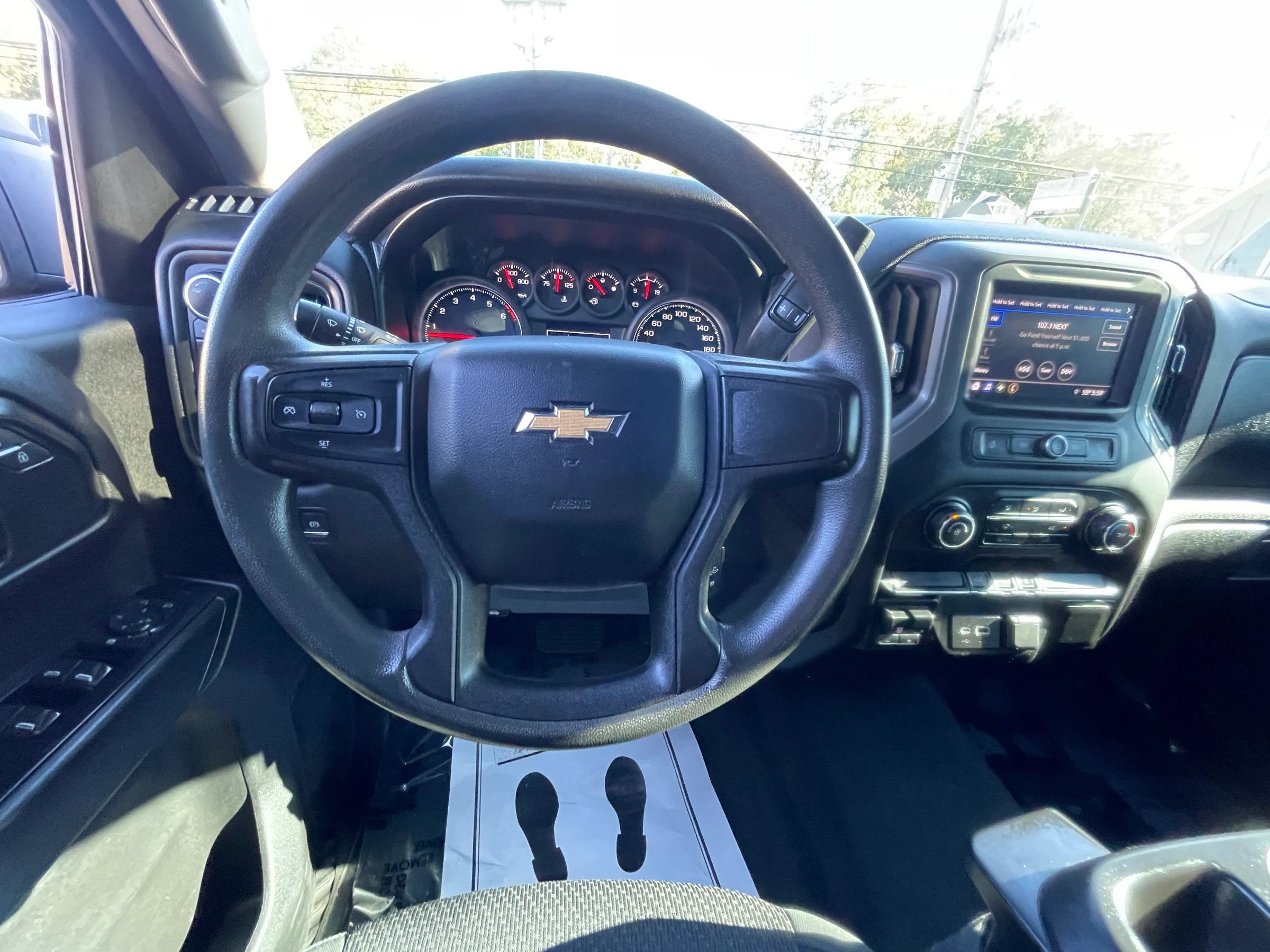Used 2021 Chevrolet Silverado 1500 Custom AWD/4WD image 13