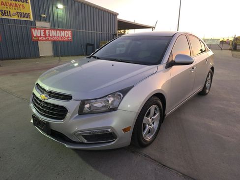 Used 2015 Chevrolet Cruze LT FWD image 29