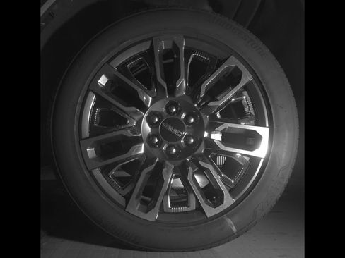Certified 2024 GMC Sierra 1500 Denali Ultimate AWD/4WD image 11