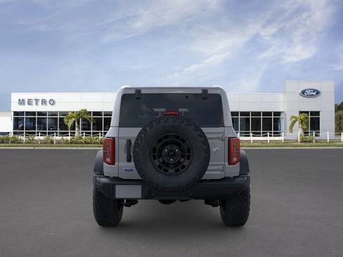 New 2026 Ford Bronco Badlands w/ Sasquatch Package AWD/4WD image 5