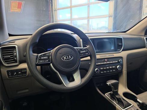Used 2020 Kia Sportage LX w/ LX Popular Package FWD image 18