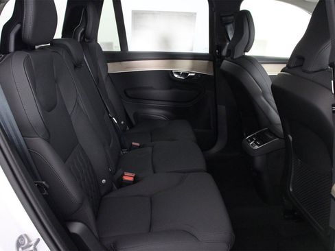 New 2025 Volvo XC90 B6 Plus image 11