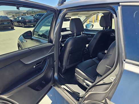 Used 2024 MAZDA CX-90 Plug-In Hybrid w/ Preferred AWD/4WD image 18