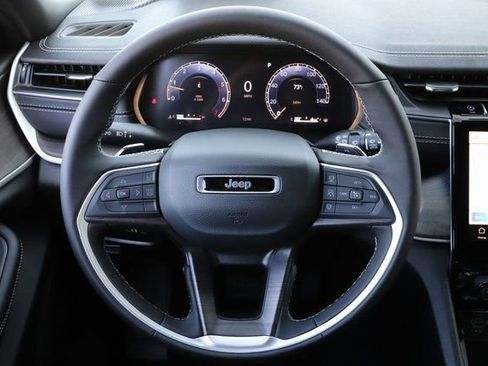 New 2025 Jeep Grand Cherokee Limited AWD/4WD image 20