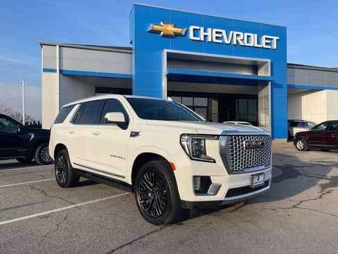 Used 2021 GMC Yukon Denali w/ Denali Premium Package image 1