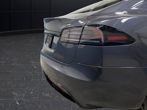Used 2022 Tesla Model S image 28