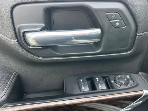 Used 2022 Chevrolet Silverado 3500 LT w/ Z71 Off-Road Package image 11