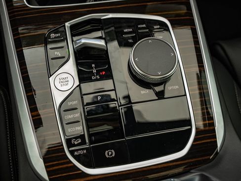 New 2026 BMW X5 xDrive40i AWD/4WD image 38
