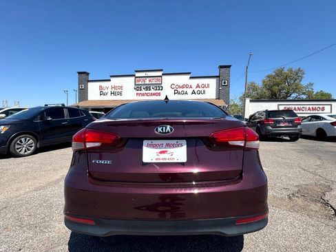 Used 2017 Kia Forte LX image 13