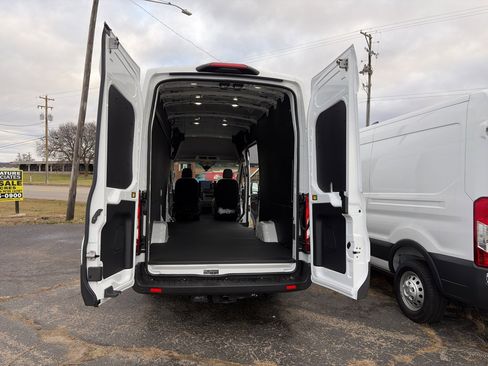 New 2026 Ford Transit 350 148 High Roof Extended RWD image 10