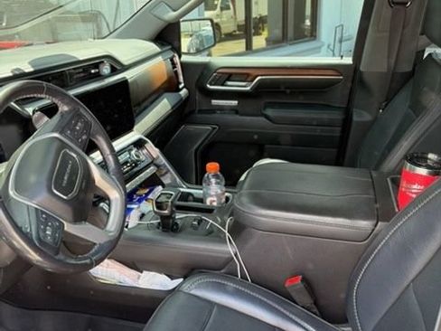 Certified 2023 GMC Sierra 1500 Denali AWD/4WD image 2