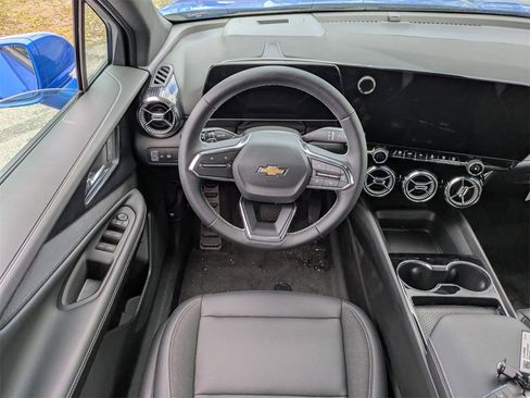 New 2025 Chevrolet Blazer EV LT image 28