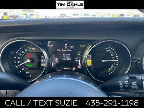 Used 2022 Jeep Wrangler Unlimited Sahara w/ Cold Weather Group AWD/4WD image 3