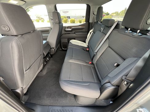 New 2026 GMC Sierra 1500 Elevation image 36