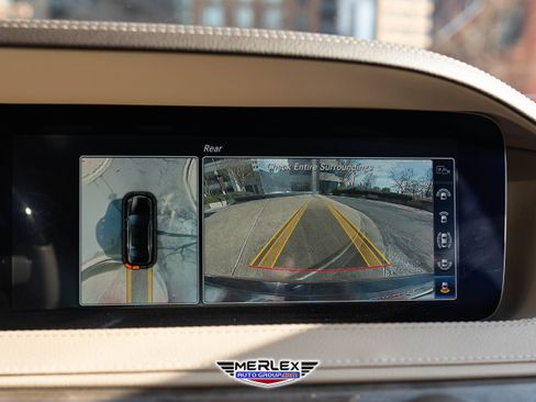 Used 2018 Mercedes-Benz S 560 Sedan image 32