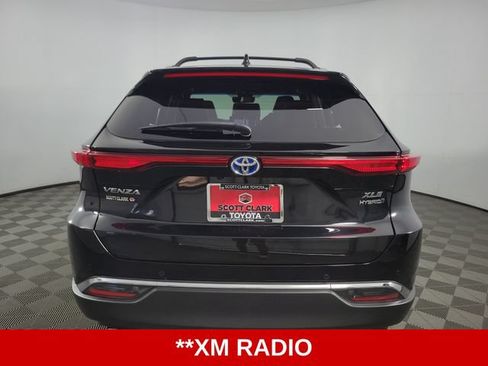 Used 2022 Toyota Venza XLE AWD/4WD image 7