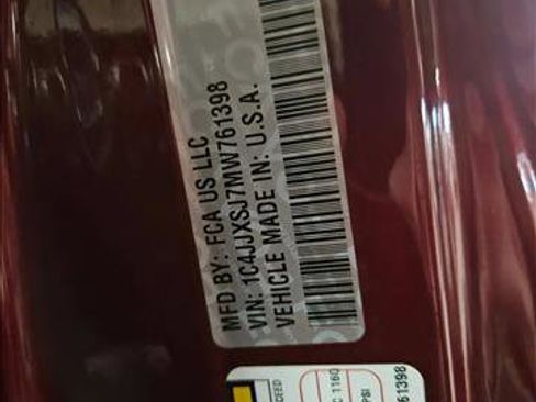 Used 2021 Jeep Wrangler Unlimited Rubicon w/ Trailer Tow Package image 24