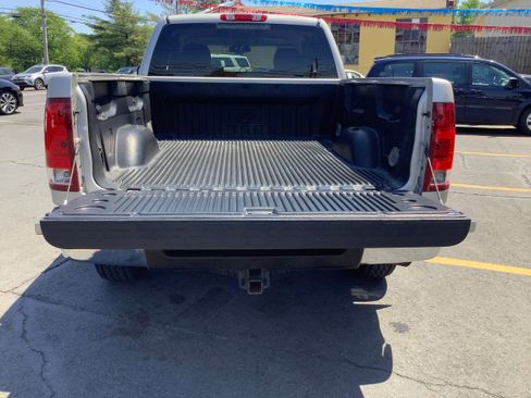 Used 2008 GMC Sierra 1500 SLE w/ Power Pack Plus AWD/4WD image 14