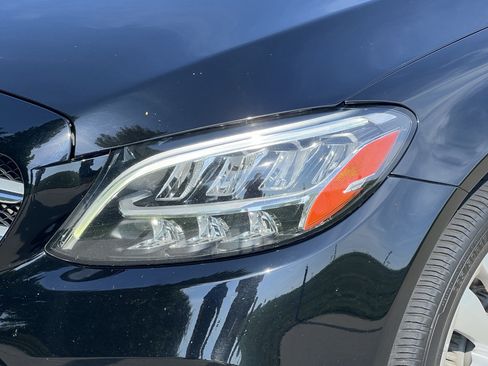 Used 2020 Mercedes-Benz C 300 4MATIC Sedan image 7