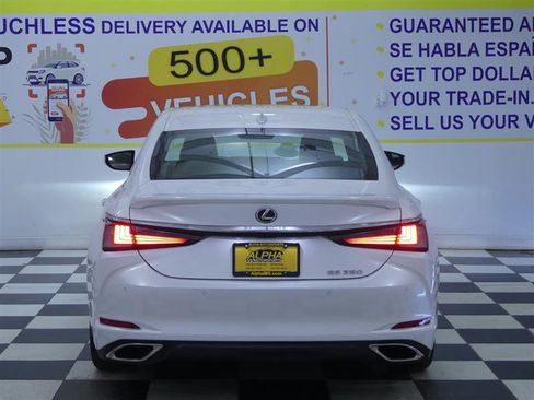 Used 2023 Lexus ES 350 w/ Premium Package image 6