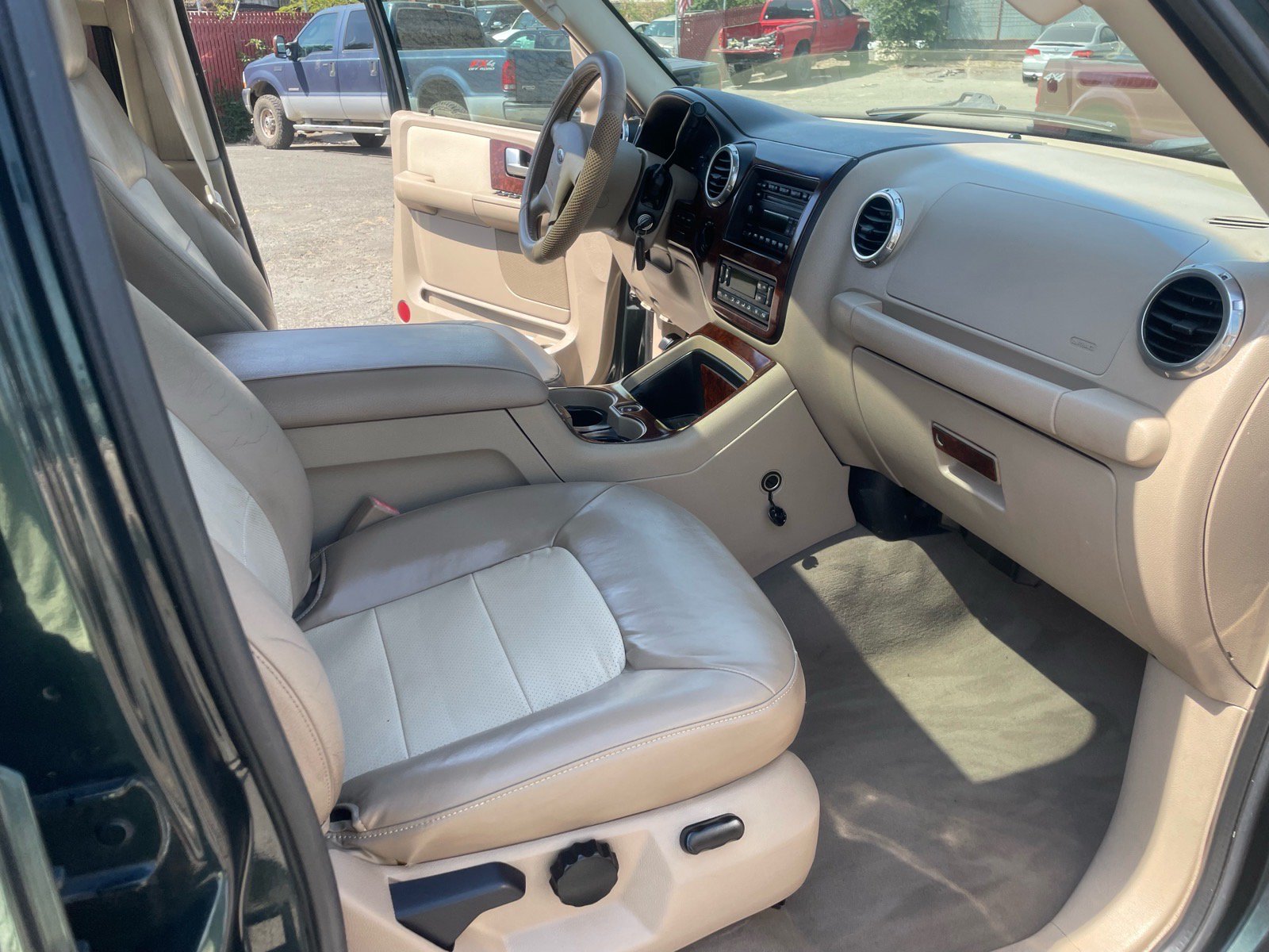 Used 2003 Ford Expedition Eddie Bauer AWD/4WD image 14