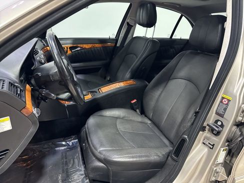 Used 2007 Mercedes-Benz E 550 Sedan image 26