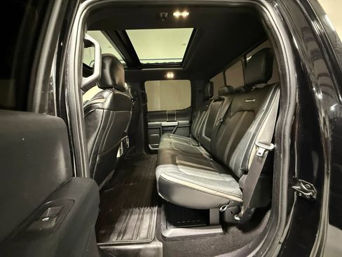 Used 2019 Ford F250 Platinum w/ Platinum Ultimate Package AWD/4WD image 15