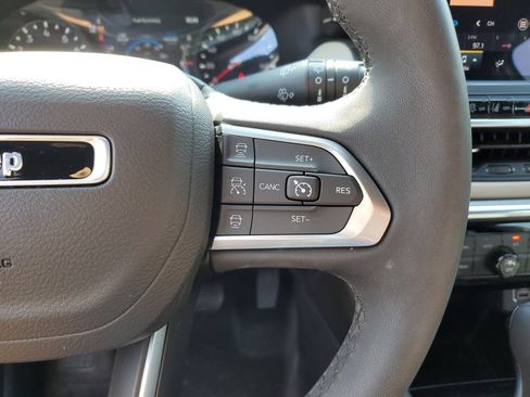 Used 2024 Jeep Compass Limited AWD/4WD image 21