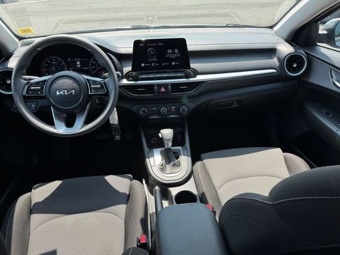Used 2023 Kia Forte LXS w/ LXS Technology Package FWD image 12