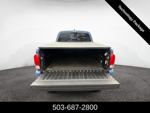 Used 2019 Toyota Tacoma TRD Off-Road w/ Technology Package image 15