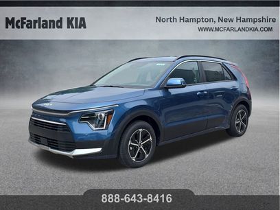 New 2025 Kia Niro EX w/ EX Cold Weather Package