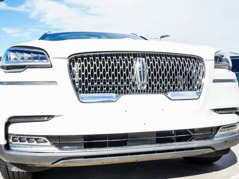 Used 2020 Lincoln Aviator Reserve w/ Equipment Group 201A AWD/4WD image 7