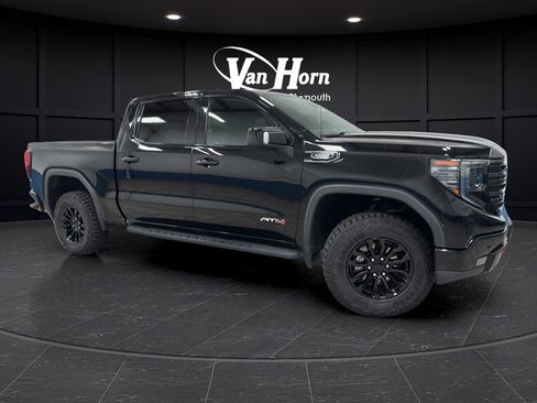 Used 2023 GMC Sierra 1500 AT4 w/ AT4 Premium Package AWD/4WD image 1