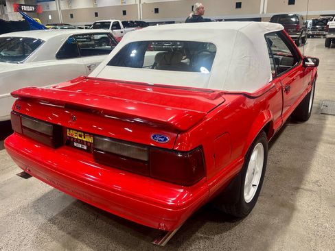 Used 1992 Ford Mustang LX image 7
