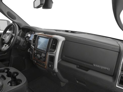 Used 2017 RAM 2500 Laramie AWD/4WD image 19