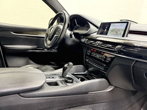 Used 2017 BMW X6 xDrive50i image 27