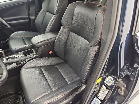 Used 2017 Toyota RAV4 SE AWD/4WD image 15
